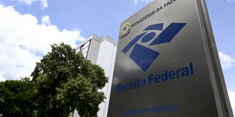 Receita paga nesta terça-feira restituições de lote residual do IRPF