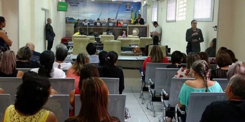 Câmara de Rio Branco aprova abono salarial para professores municipais