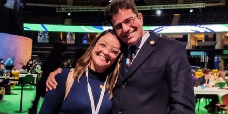 Gladson oficializa Nayara Lessa como Secretária de Comunicação