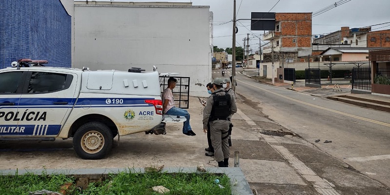 Em Rio Branco, homem tenta furtar Caixa Econômica Federal e é preso