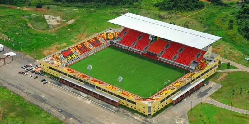 Drive-thru na Arena da Floresta será com horário reduzido nesta terça-feira