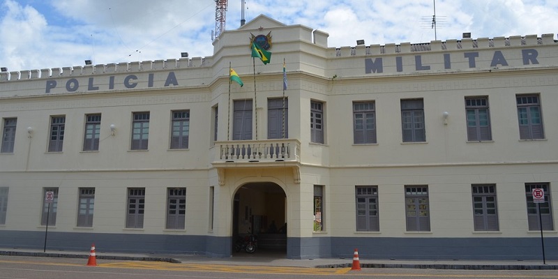 Militares do Acre vão contra exigência de comprovante de vacinação