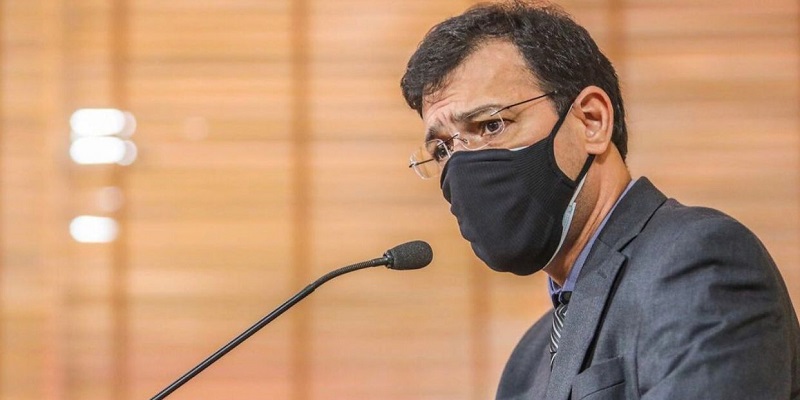 “As fake news são um vírus mental”, afirma médico infectologista Thor Dantas