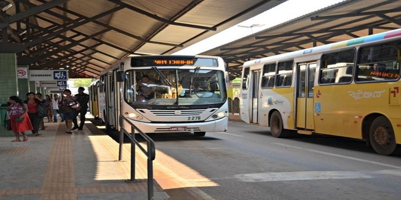 Linhas de ônibus Taquari, Quixadá e Baixa Verde deixam de circular nesta sexta-feira