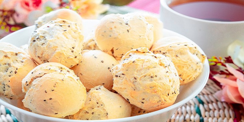 Receitinha super fácil e deliciosa de pão de queijo fit
