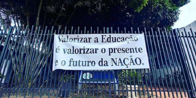 Professores da rede pública realizam paralisação nesta quinta-feira em Rio Branco