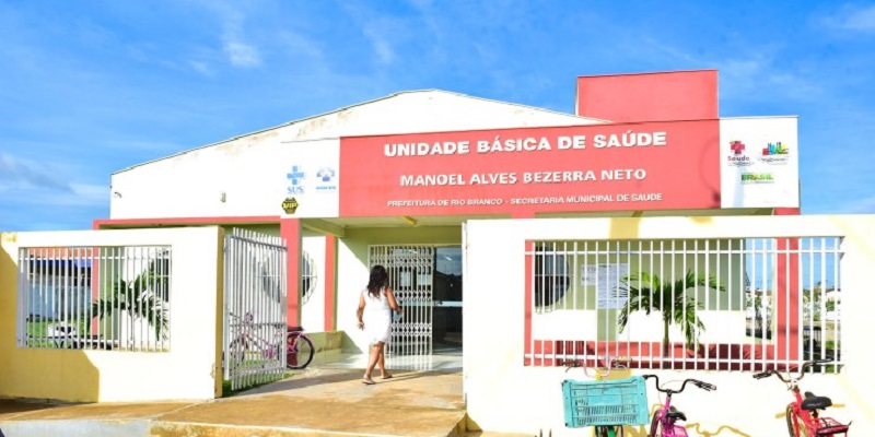 Mulher tem ataque de fúria em UBS da Cidade do Povo e quebra vidro