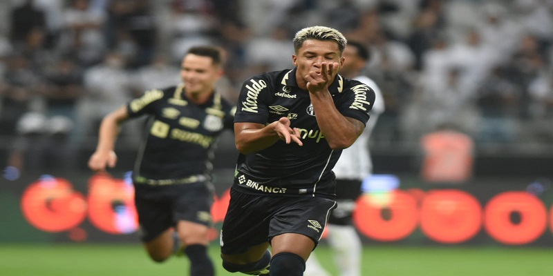 De virada, Santos derrota Corinthians em pleno Neo Química arena