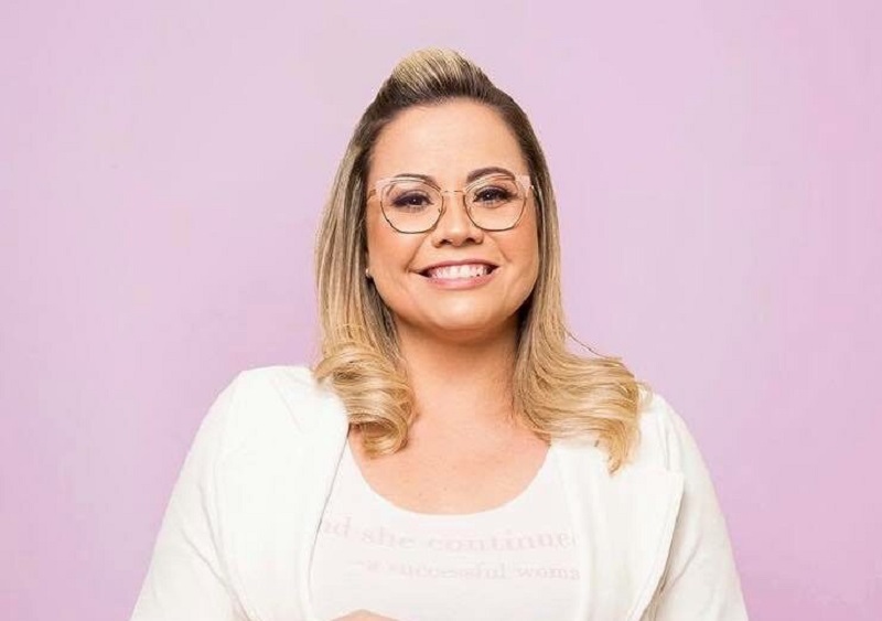 Vereadora Michelle Melo sofre ataque de homofobia em rede social
