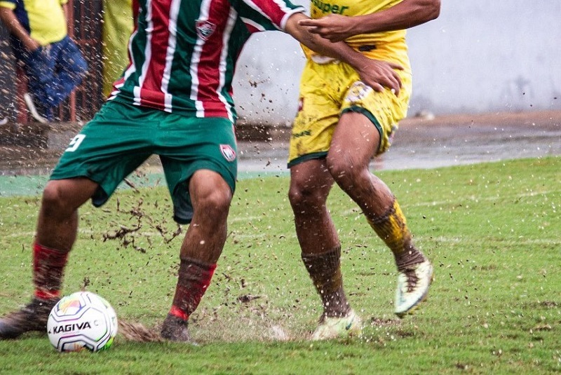 Campeonato Acreano: para ou continua? Esperança em meio à lama