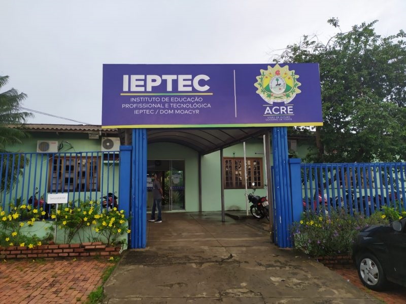 Ieptec Dom Moacyr lança edital para seleção de professor tutor