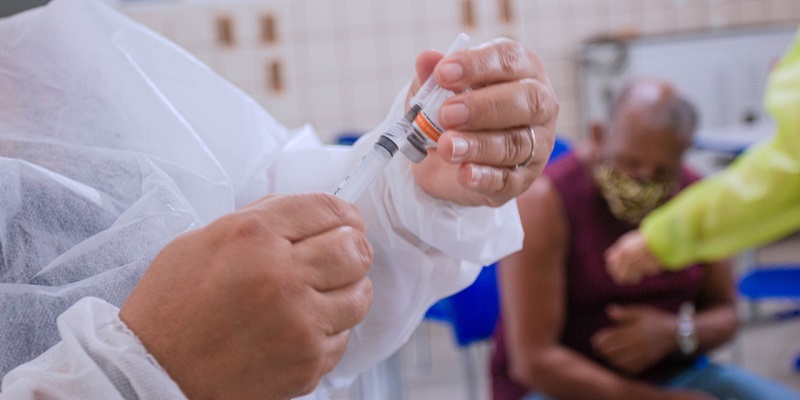 Dia “D” da vacinação contra covid-19; confira os pontos disponíveis para imunização