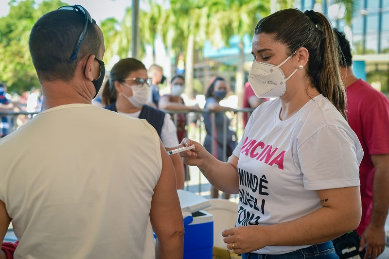 Semsa fará mutirão de vacinação para avançar na cobertura contra covid-19