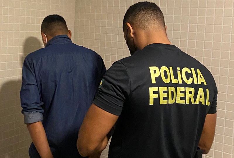 Dupla é presa usando documentos falsos no Aeroporto de Rio Branco