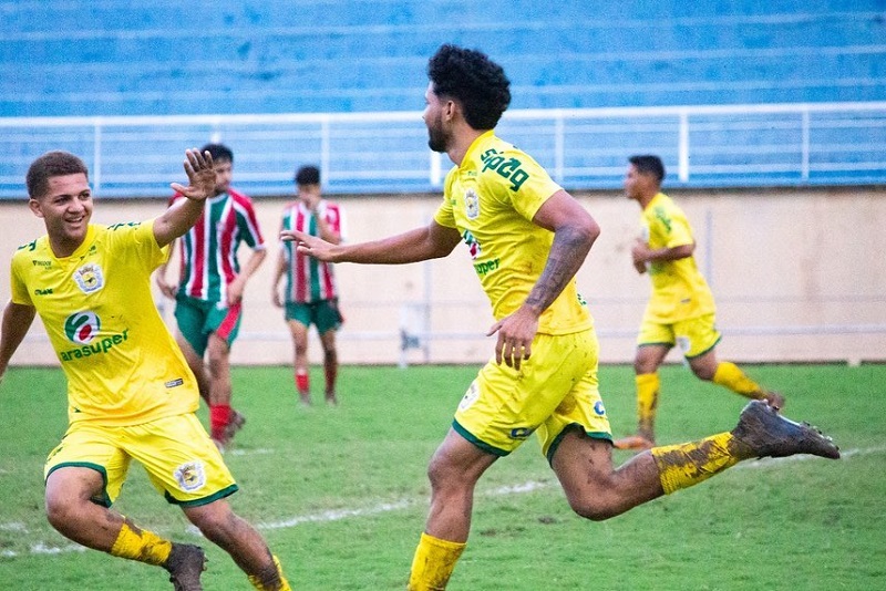 Galvez goleia Independência e se garante no segundo turno do Campeonato Acreano