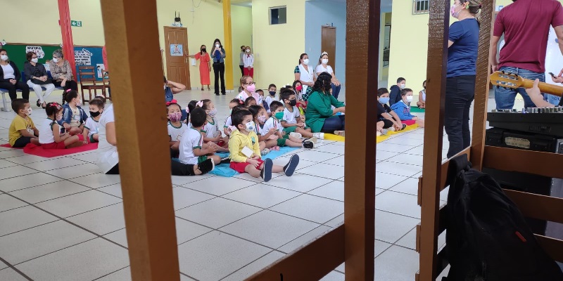 Mais de 60 escolas municipais não iniciaram o ano letivo em Rio Branco