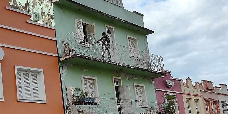Mulher é mantida refém por um homem armado em hotel no Centro de Rio Branco