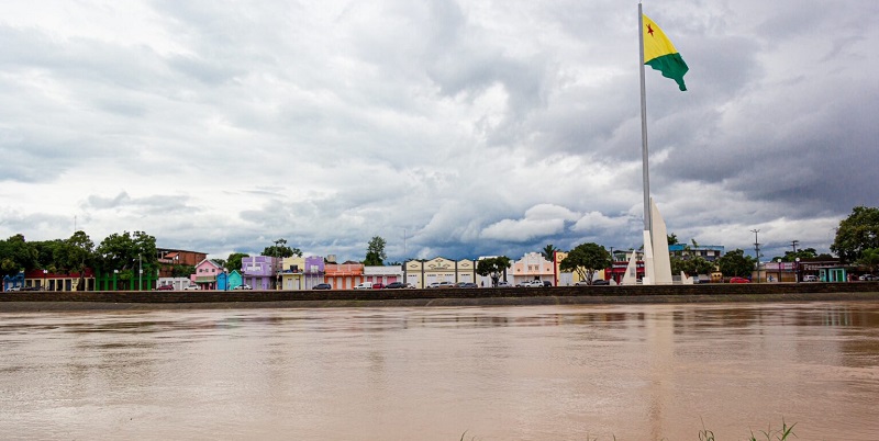 Rio Acre fica abaixo da cota de transbordamento nesta quinta-feira