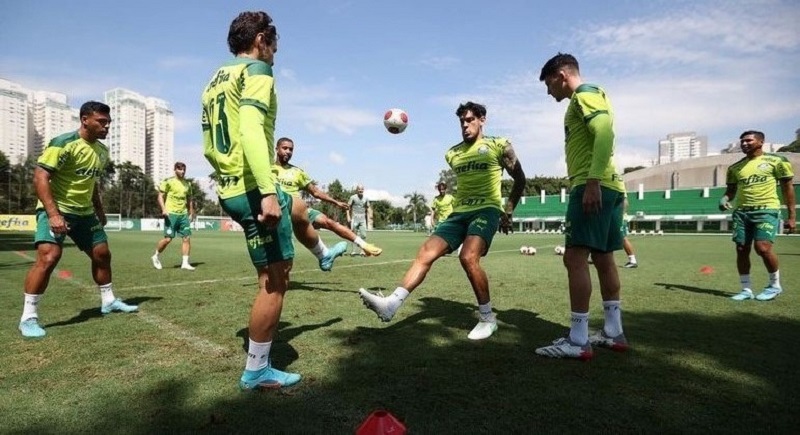 Classificados, Palmeiras e Corinthians fazem dérbi português