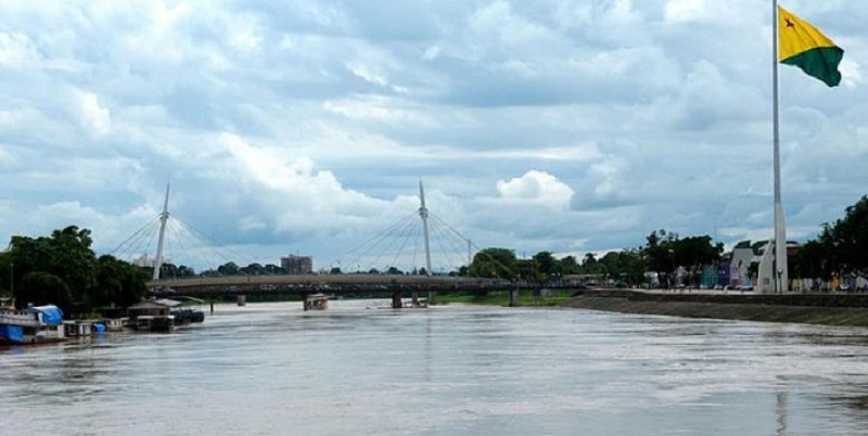 Nível do rio Acre chega a 14,50 m; mais de 100 famílias foram atingidas