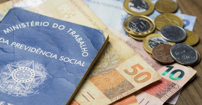 Governo antecipa salário de abril com aumento salarial e auxílio