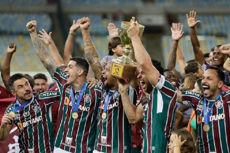 Abel conquista sétimo título pelo Fluminense e Paulo Sousa amarga outro vice