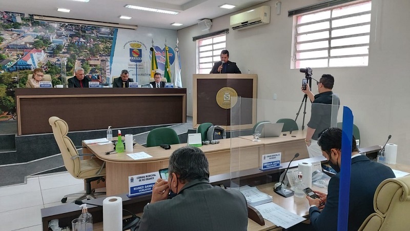 Câmara Municipal retorna ao presencial e máscara é opcional