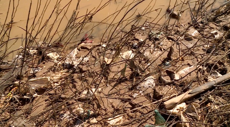 Falta de políticas públicas e educação ambiental pode resultar na morte do Rio Acre