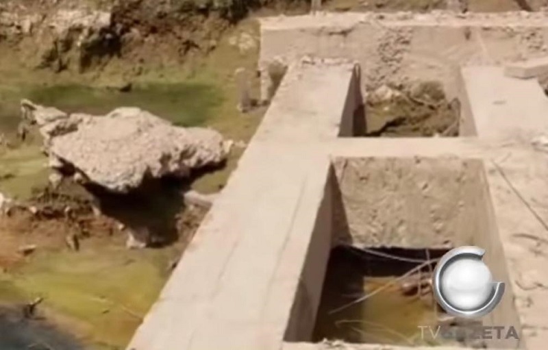 Alunos realizam manifestação por ponte na Baixada da Sobral