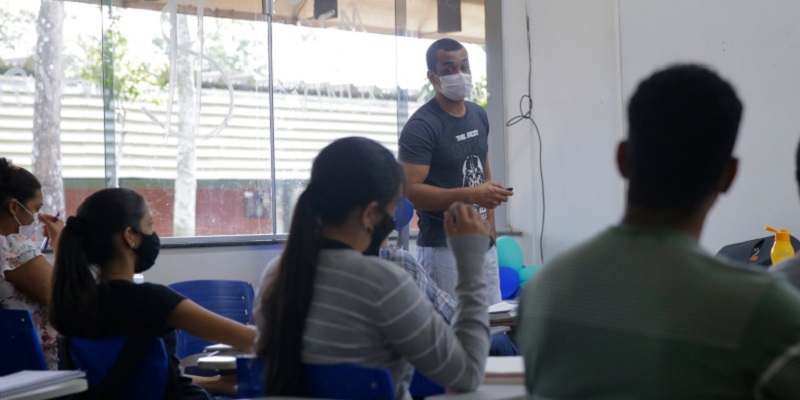 Consu mantém obrigatoriedade do uso de máscaras na Ufac