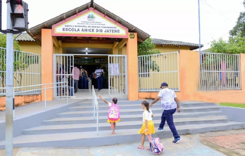 Ensino Fundamental retorna às aulas presenciais nesta quarta-feira