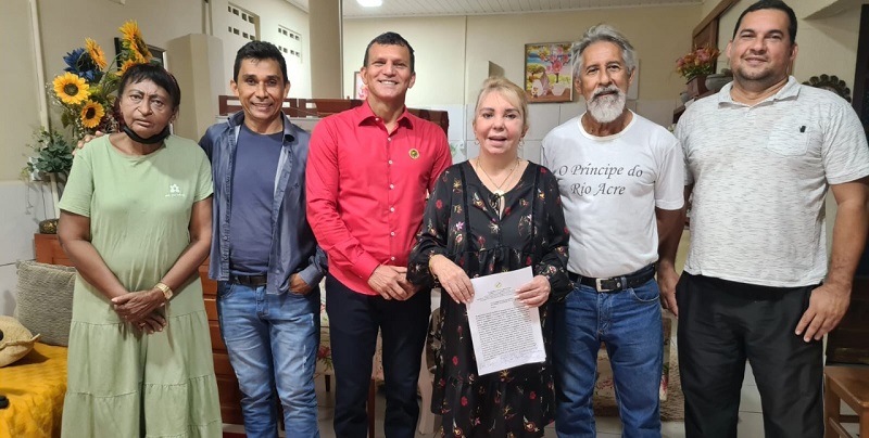 Academia de Letras Acreana apresenta candidatos para vagas permanente