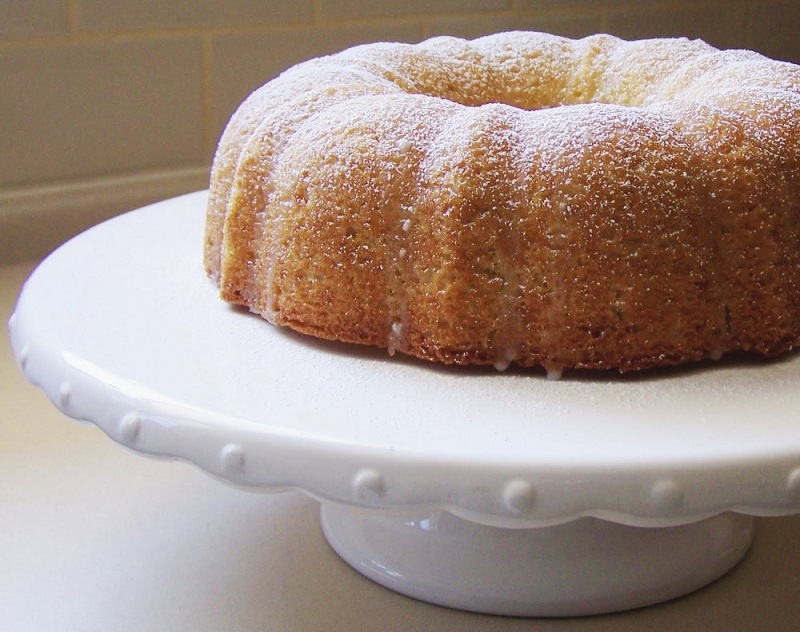 Bolo de coco: sem açúcar e sem lactose