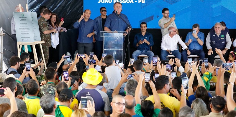 Governo Federal deve passar Auxílio Brasil de R$ 400 para R$ 600