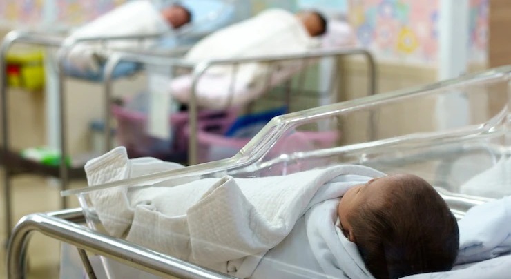 Projeto “Hora do Colinho” para acolher bebês órfãos é instituído no Acre