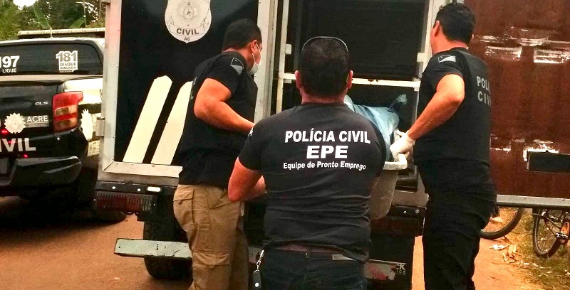 Homem tem casa incendida e é encontrado morto na manhã desta segunda em Rio Branco