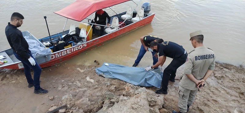 Corpo de homem que caiu com carro no Rio Juruá é encontrado nesta terça-feira