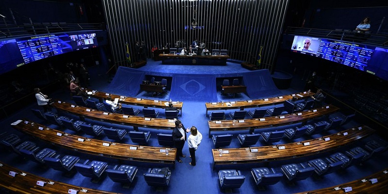 Senado acaba com autorização obrigatória do cônjuge para laqueadura