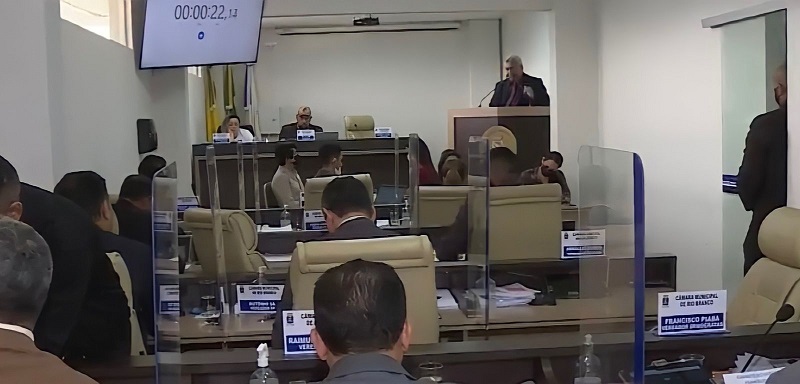 Vereadores querem antecipar eleição da mesa vereadora da Câmara Municipal em Rio Branco