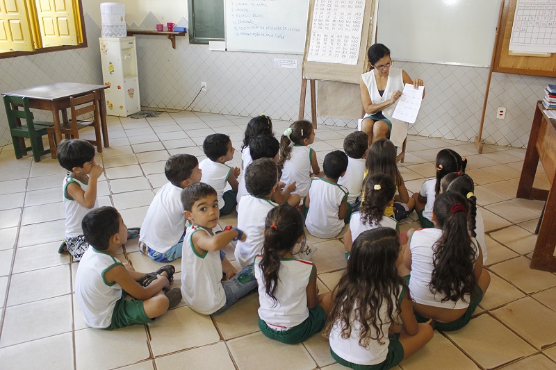 Secretaria de Educação de Rio Branco abre processo seletivo para contratação de professores e servidores administrativos