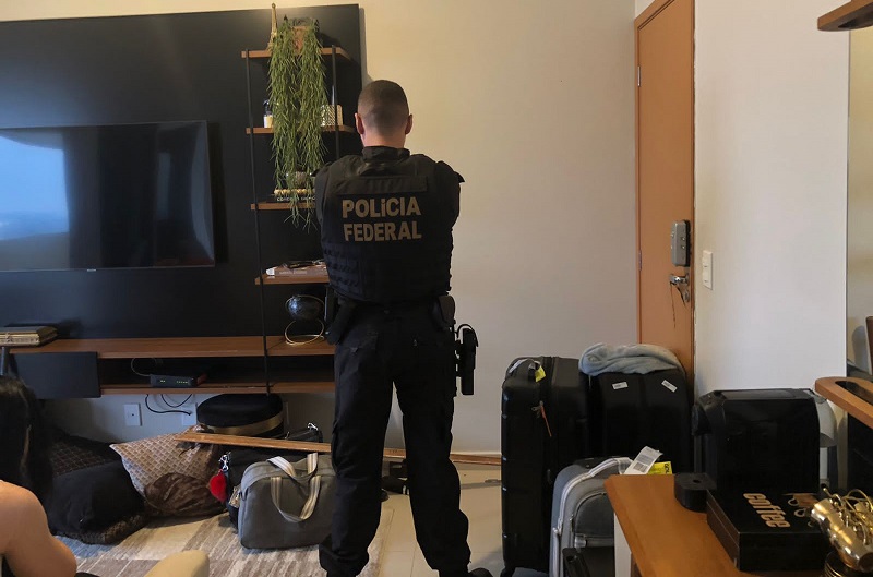 Crimes eleitorais: Polícia Federal investiga relação de candidata com facção e e suposto “bunker”