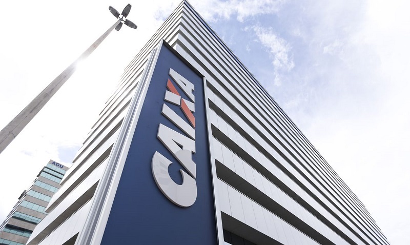 Caixa antecipa parcelas dos auxílios Caminhoneiro e Taxista