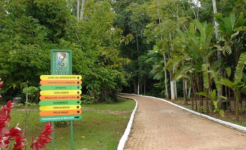 Prefeitura realiza atividade alusiva ao Dia das Cianças no Parque Chico Mendes