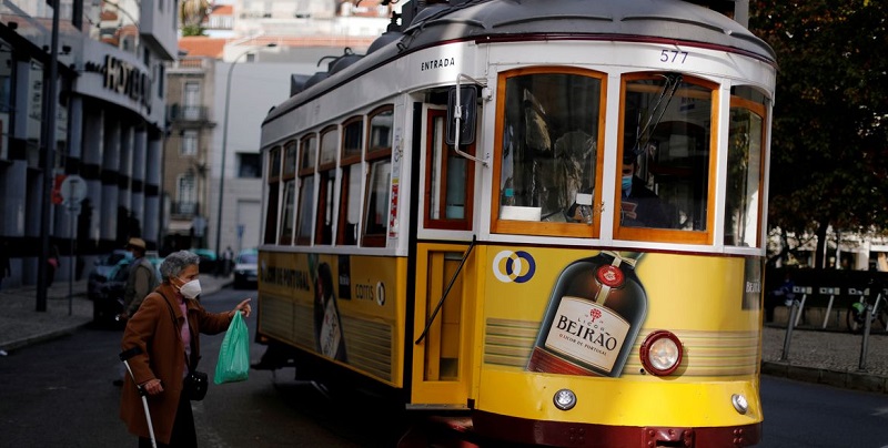 Portugal facilita visto para estrangeiros que buscam emprego no país