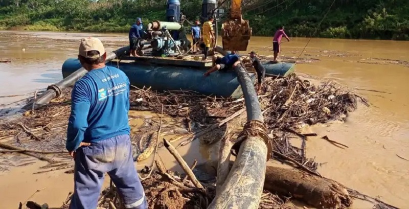 Saerb reduz captação de água em Rio Branco por causa de balseiros