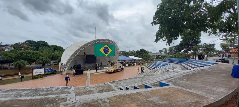 Em Rio Branco, telão na Concha Acústica exibe jogos do Brasil na Copa do Mundo