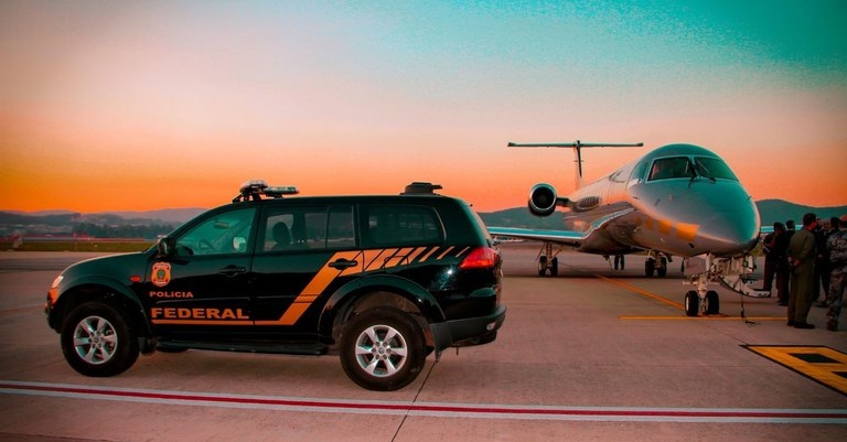 Suspeitos de financiar bloqueios antidemocráticos no Acre são alvos de operação da PF