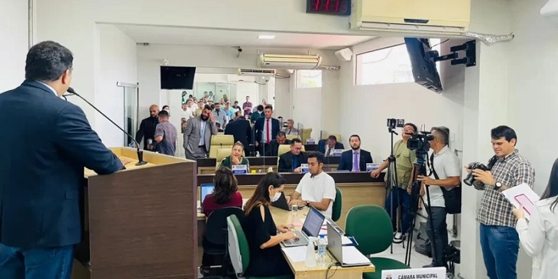 Câmara aprova aumento de 20% na remuneração para cargos comissionados da Prefeitura de Rio Branco