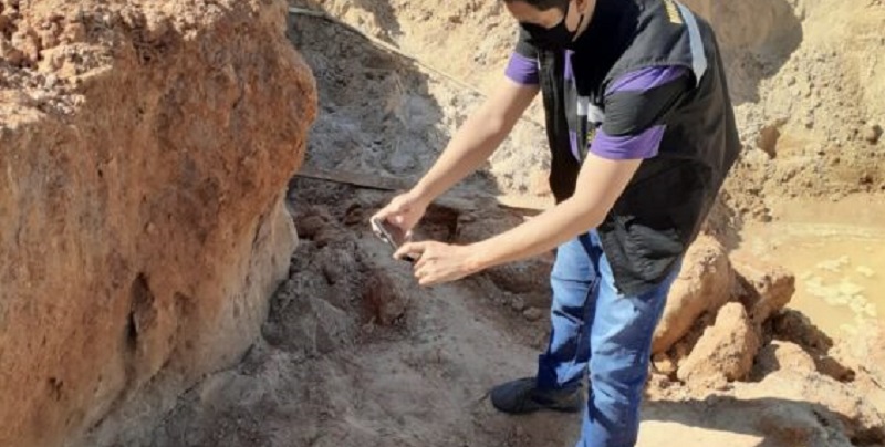 MPAC conclui que prefeitura não tinha licença para extração de barro no local em que criança morreu soterrada