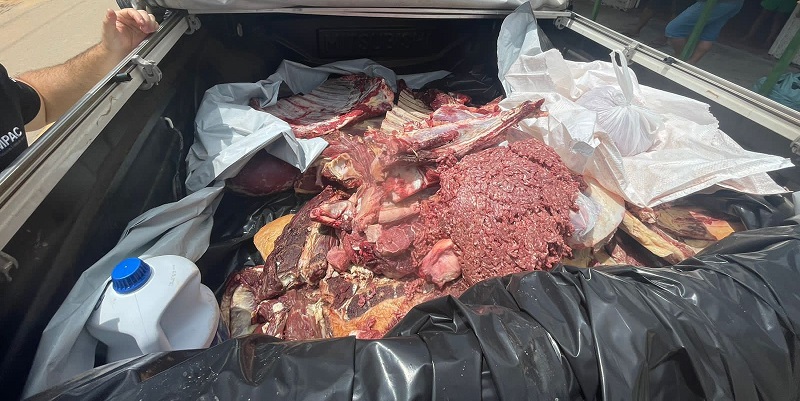 Cerca de 420 quilos de carne bovina sem procedência legal em Tarauacá